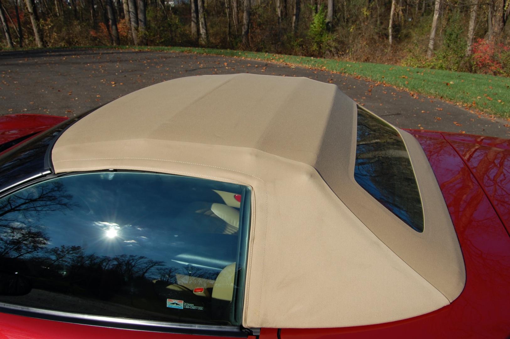 1998 Burgundy /Beige Leather Chevrolet Corvette (1G1YY32G9W5) with an 5.7 liter V8 engine, Automatic transmission, located at 6528 Lower York Road, New Hope, PA, 18938, (215) 862-9555, 40.358707, -74.977882 - Photo#16